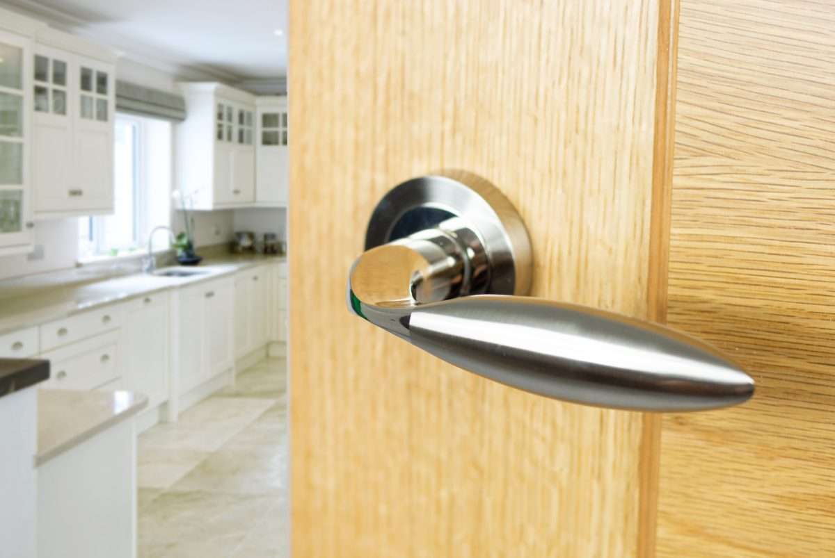 Mediterranean Ibiza Lever on Round Rose - Satin Nickel/Polished Nickel - Image 2